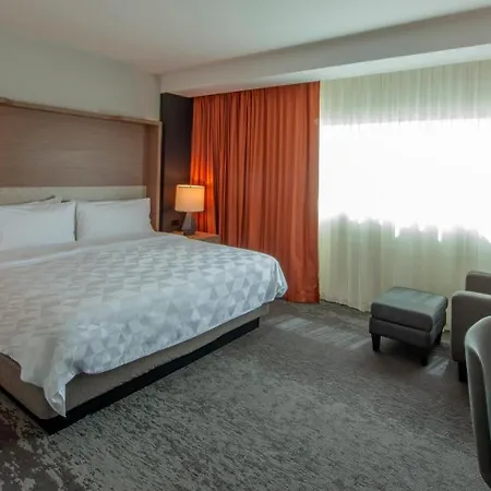 Holiday Inn & Suites - Merida La Isla By Ihg Room photo